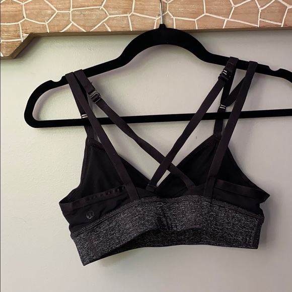 Lululemon sports bra - Picture 3 of 4
